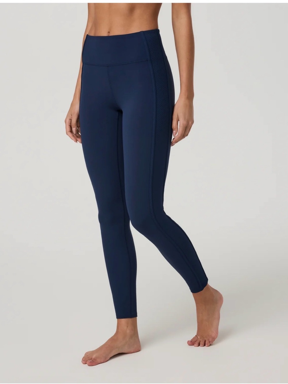 Vuori Skyline Leggings in blue coast Sz small